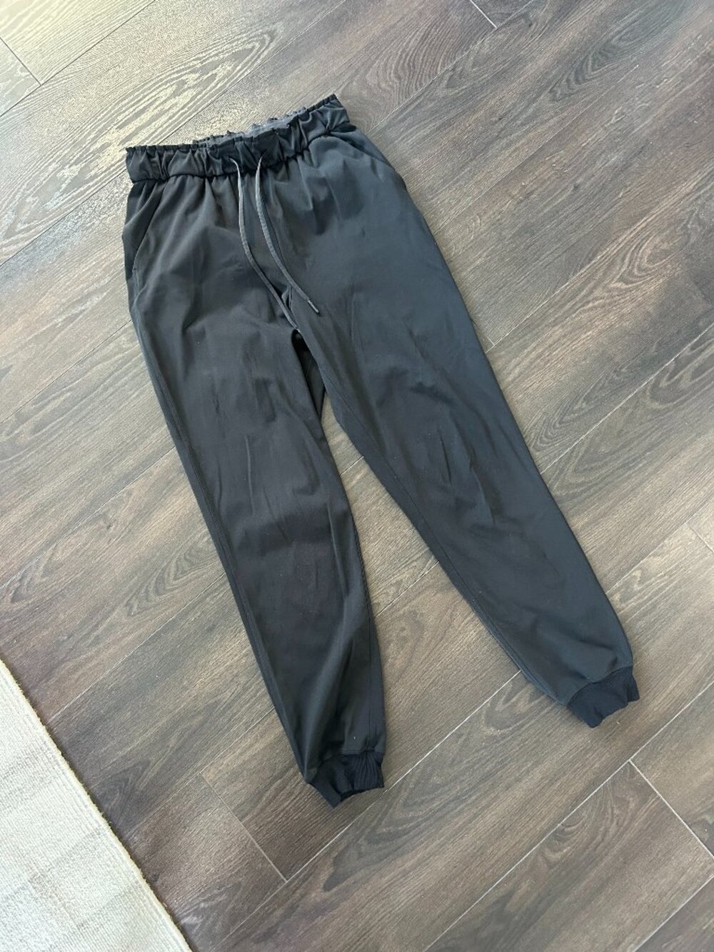 Lululemon jog pants